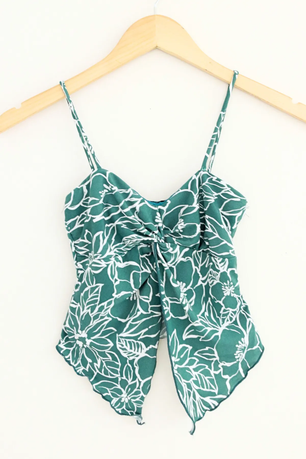 BEST OF LUCK FLYAWAY TOP | KIDS SIZE 7 - 16