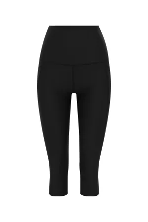 Black Walaga Capri Leggings
