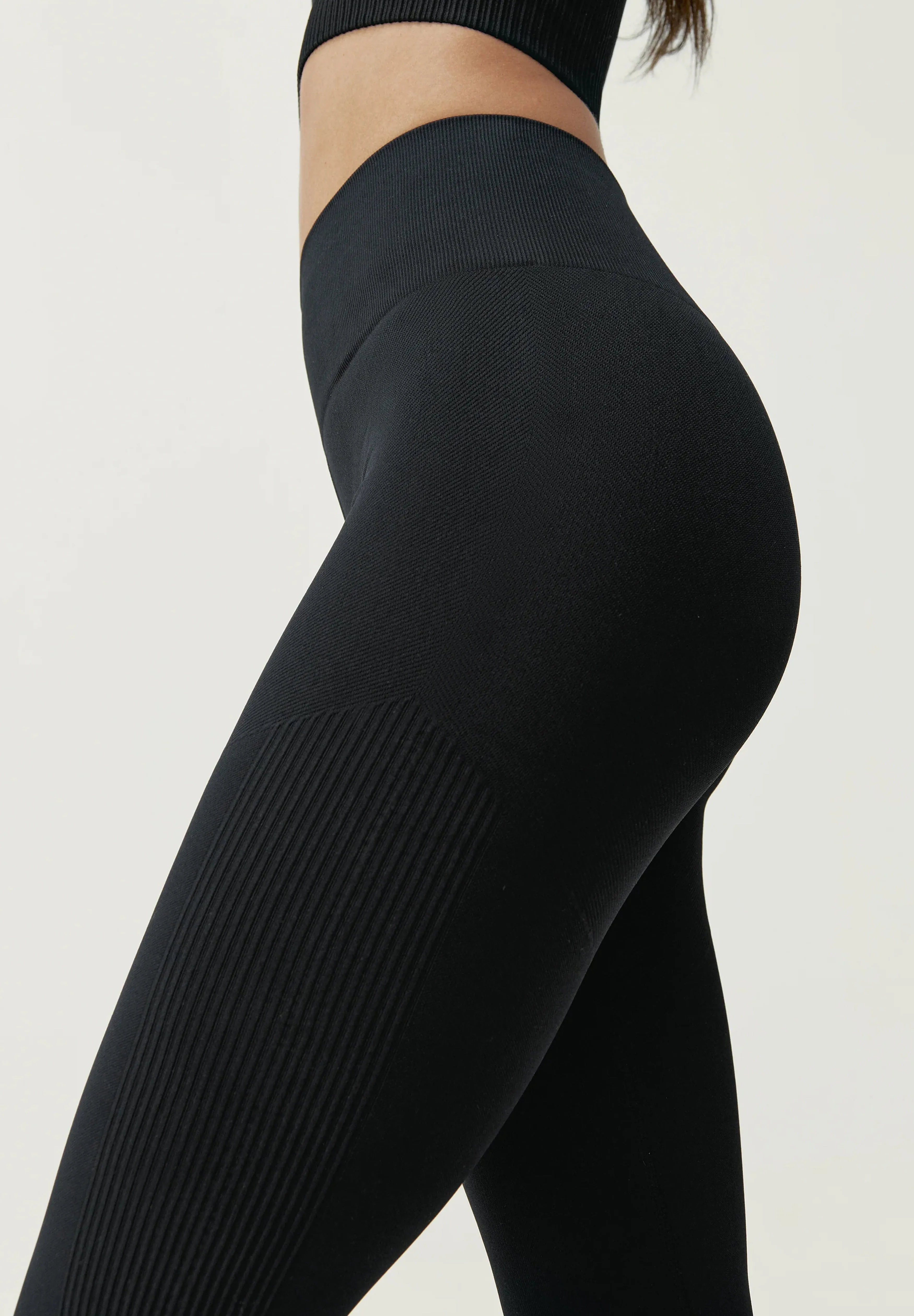 BORN LIVING YOGA | LEGGINGS YAMI