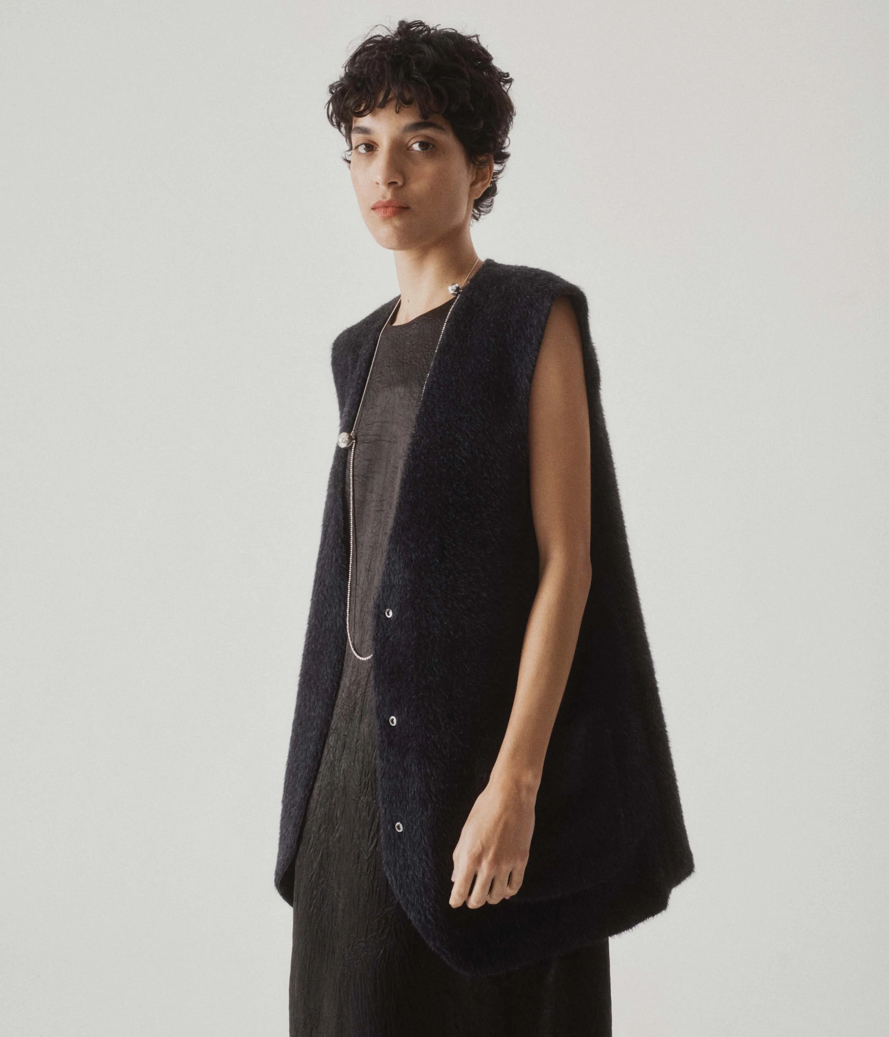 CRINKLED SATIN TANK DRESS IN BLACK