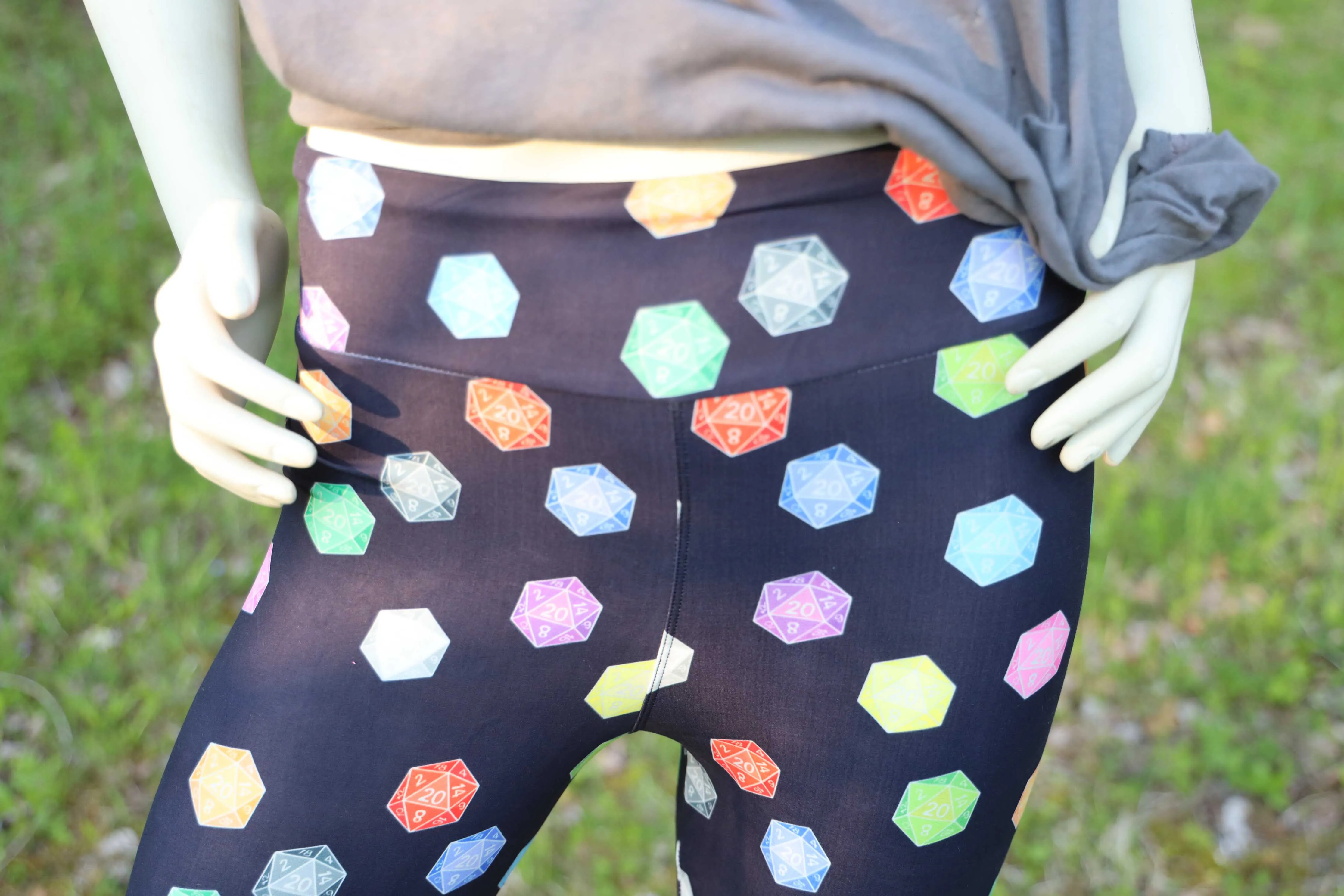 D20  Leggings - SIZE: TC2 (Tall & Curvy 2)