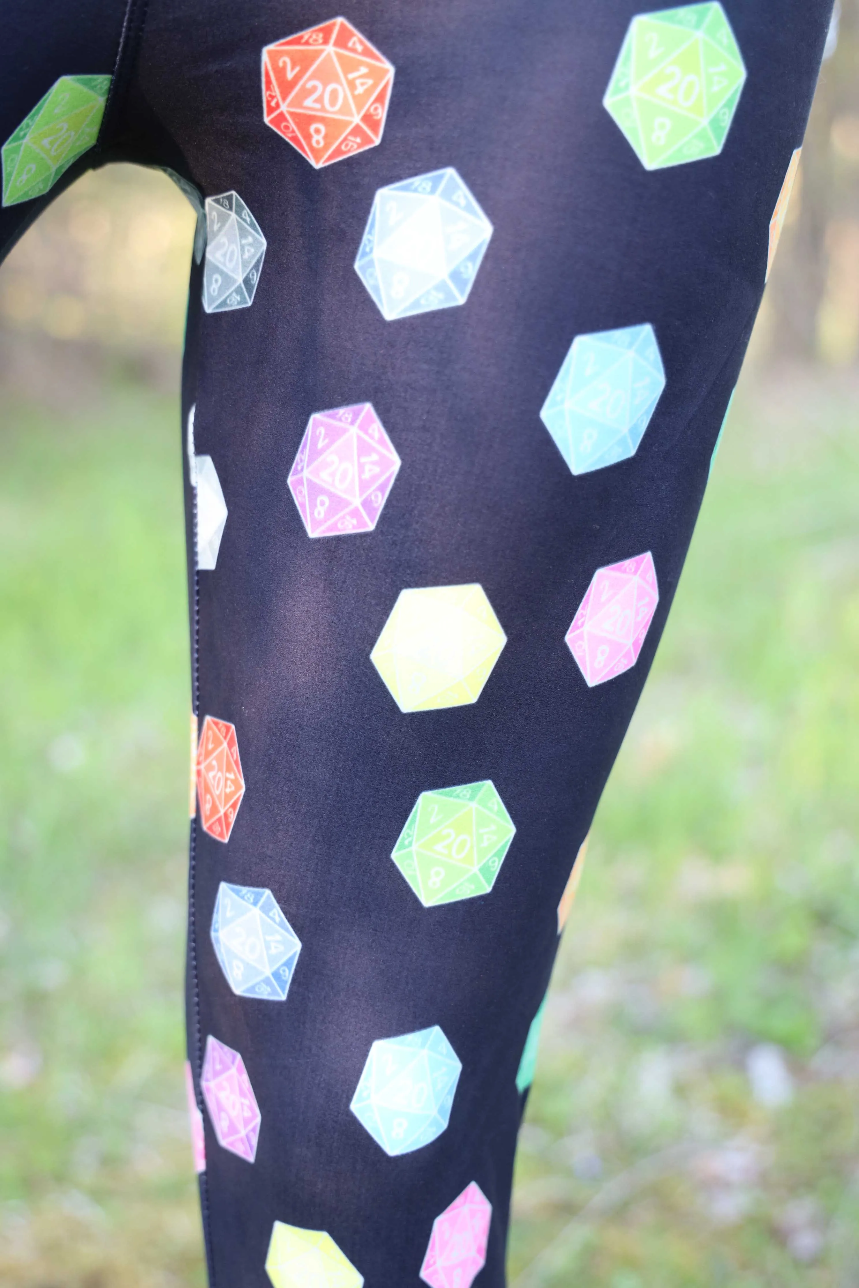 D20  Leggings - SIZE: TC2 (Tall & Curvy 2)