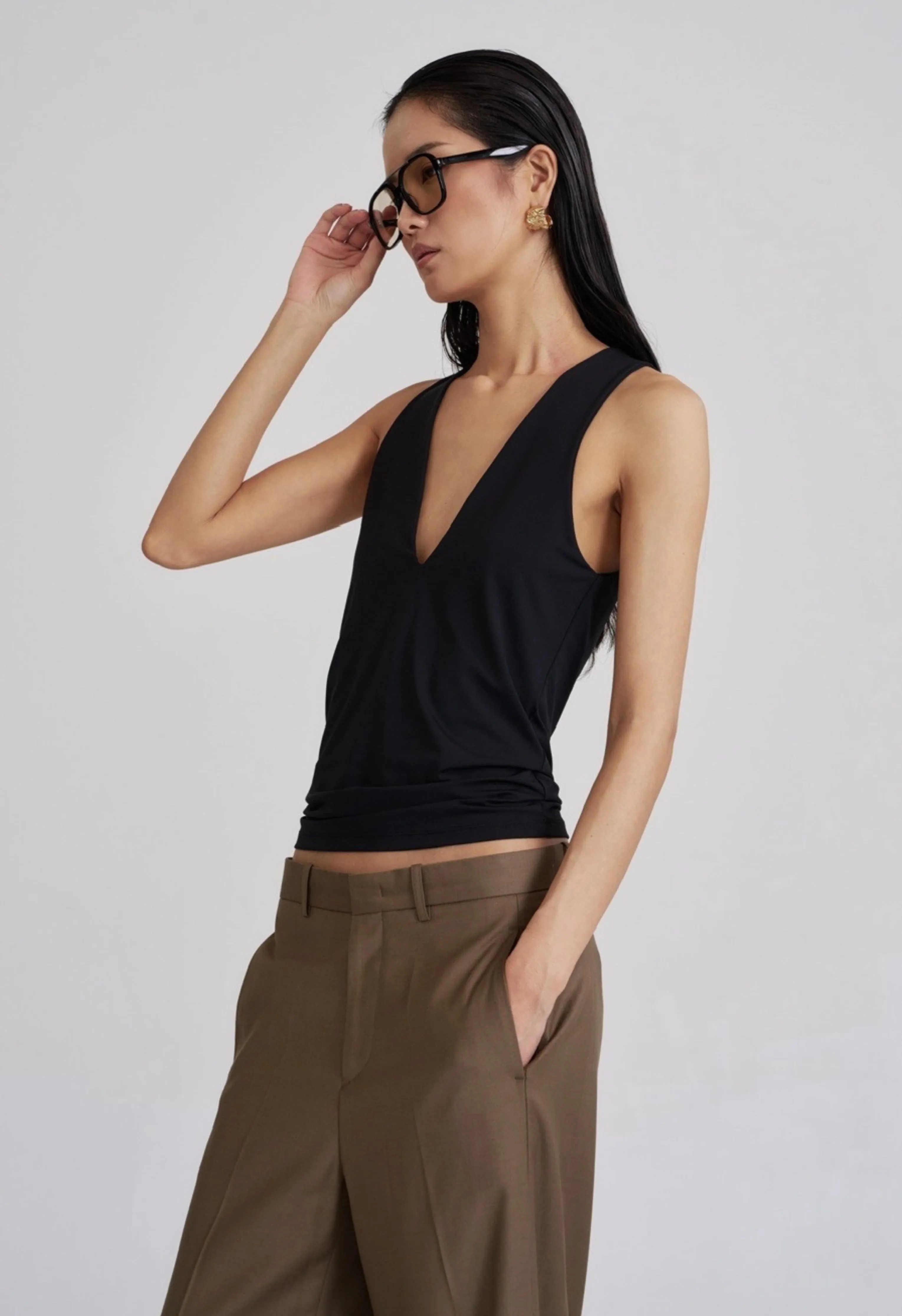 Deep V Jackie Top Black