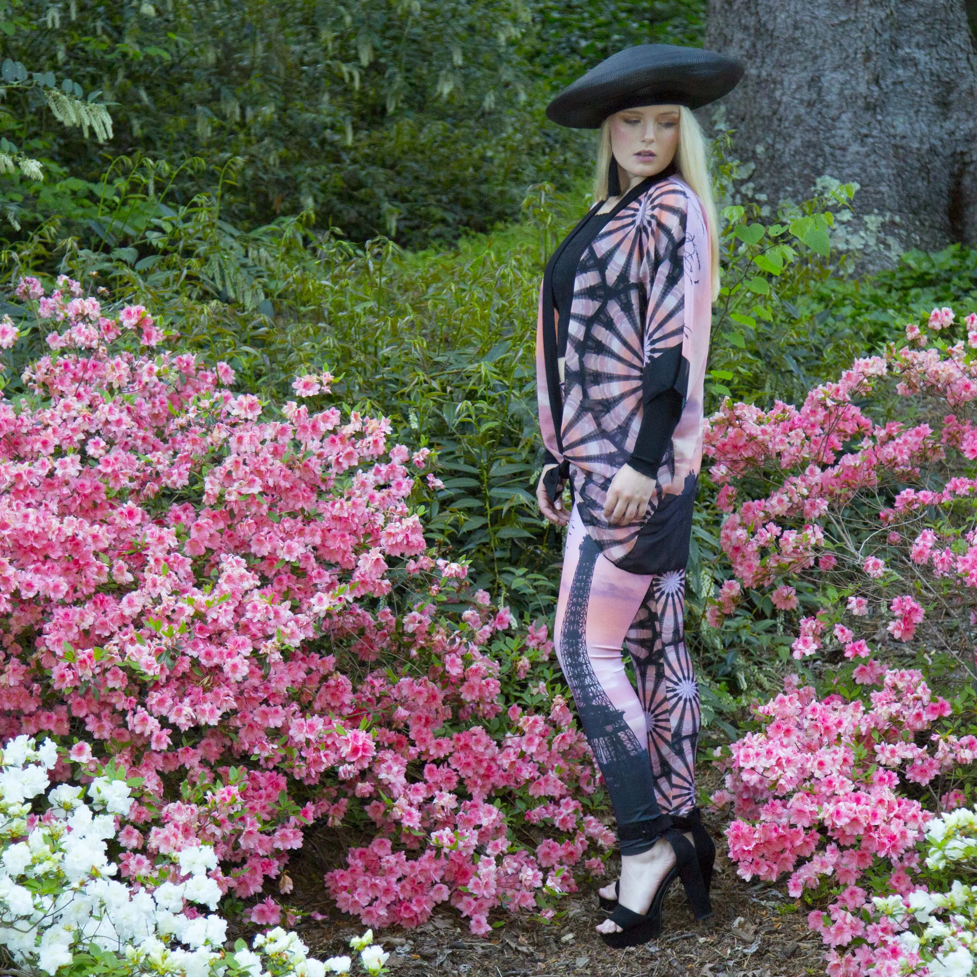 Eiffel - World Tour Yoga Leggings