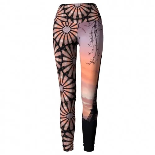 Eiffel - World Tour Yoga Leggings