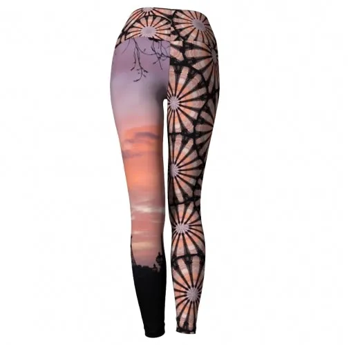 Eiffel - World Tour Yoga Leggings