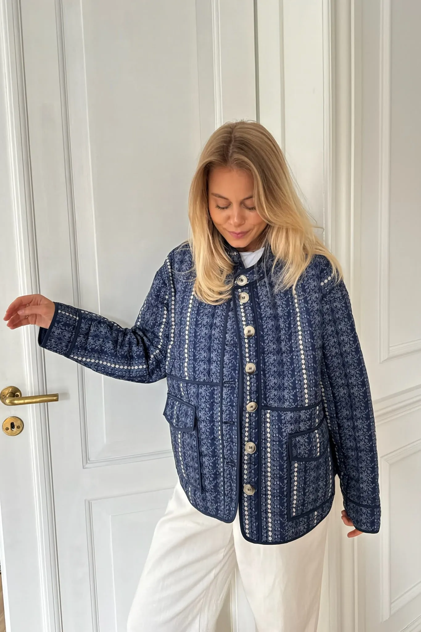 EmmyIC Quilted Jakke - Blå Blomsterprint