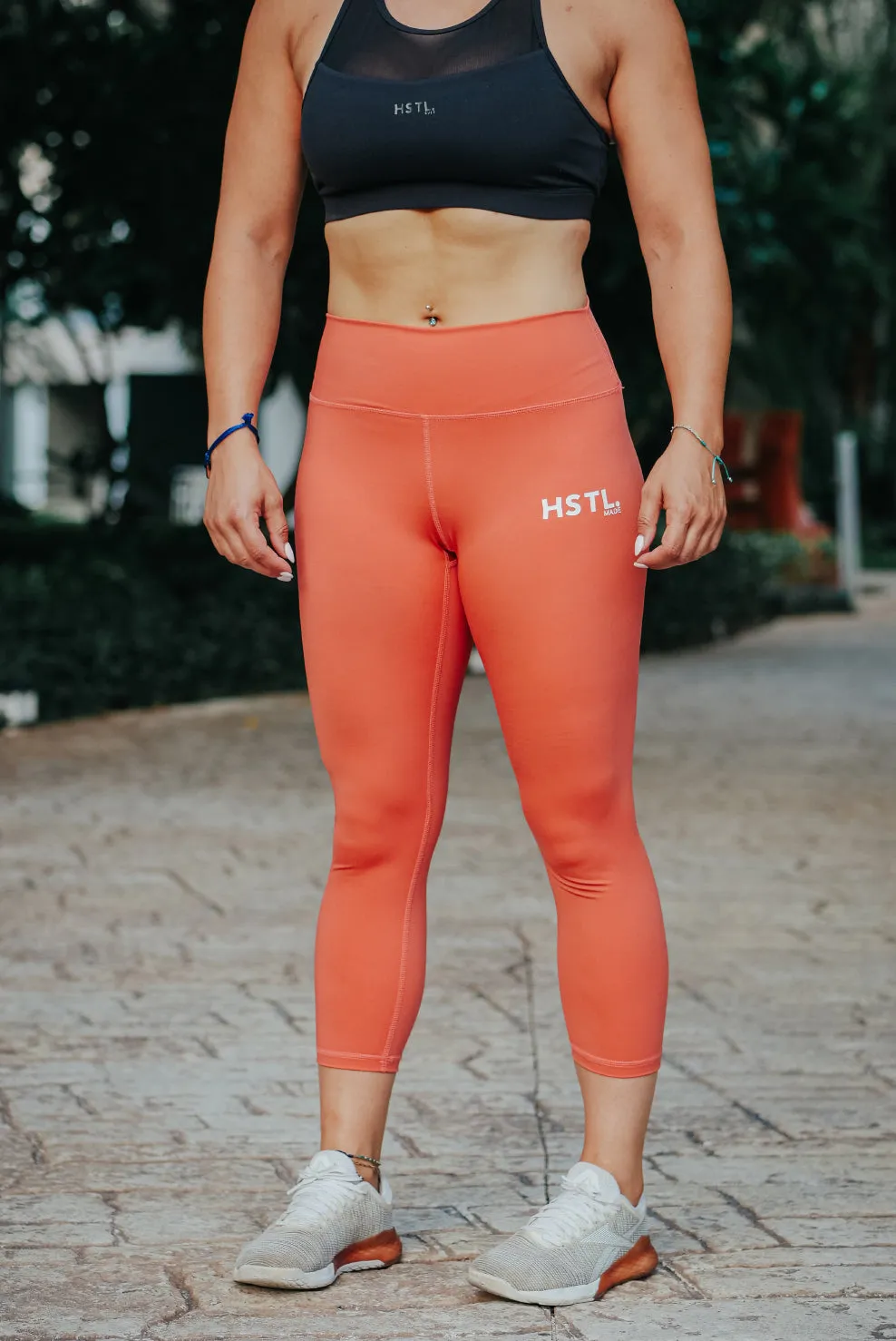 Essentials Cropped Leggings