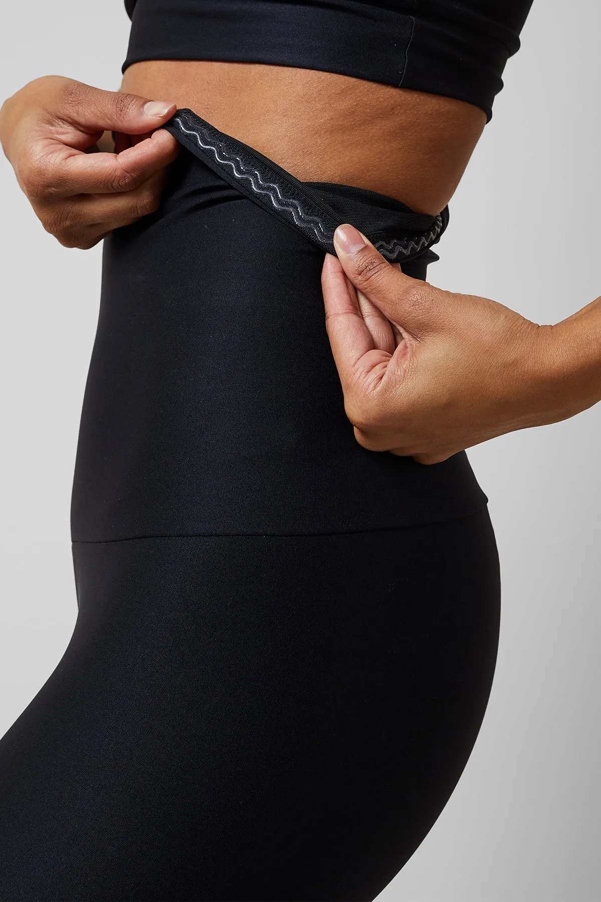 Extra Strong Compression High Waisted Running Capri with Tummy Control Black