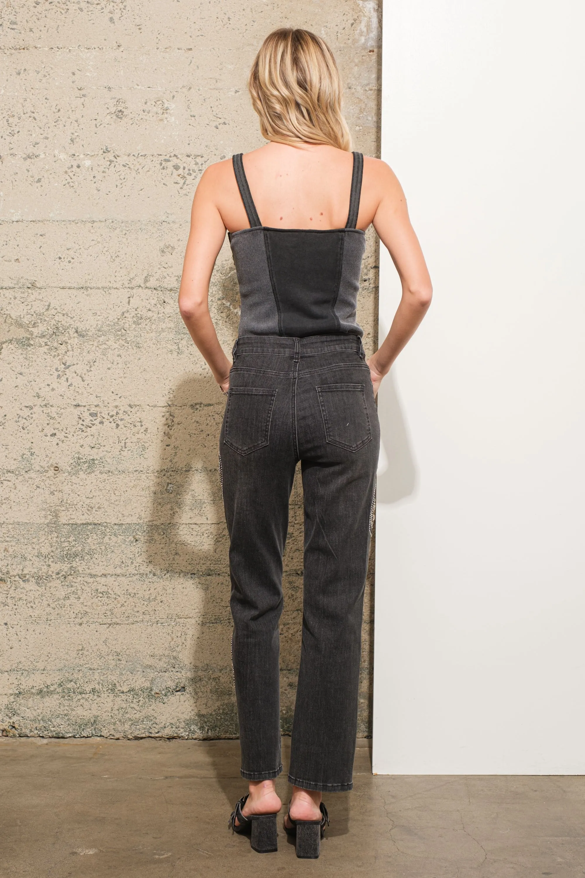Garment Washed Raw Edge Bust Curve Bodysuit