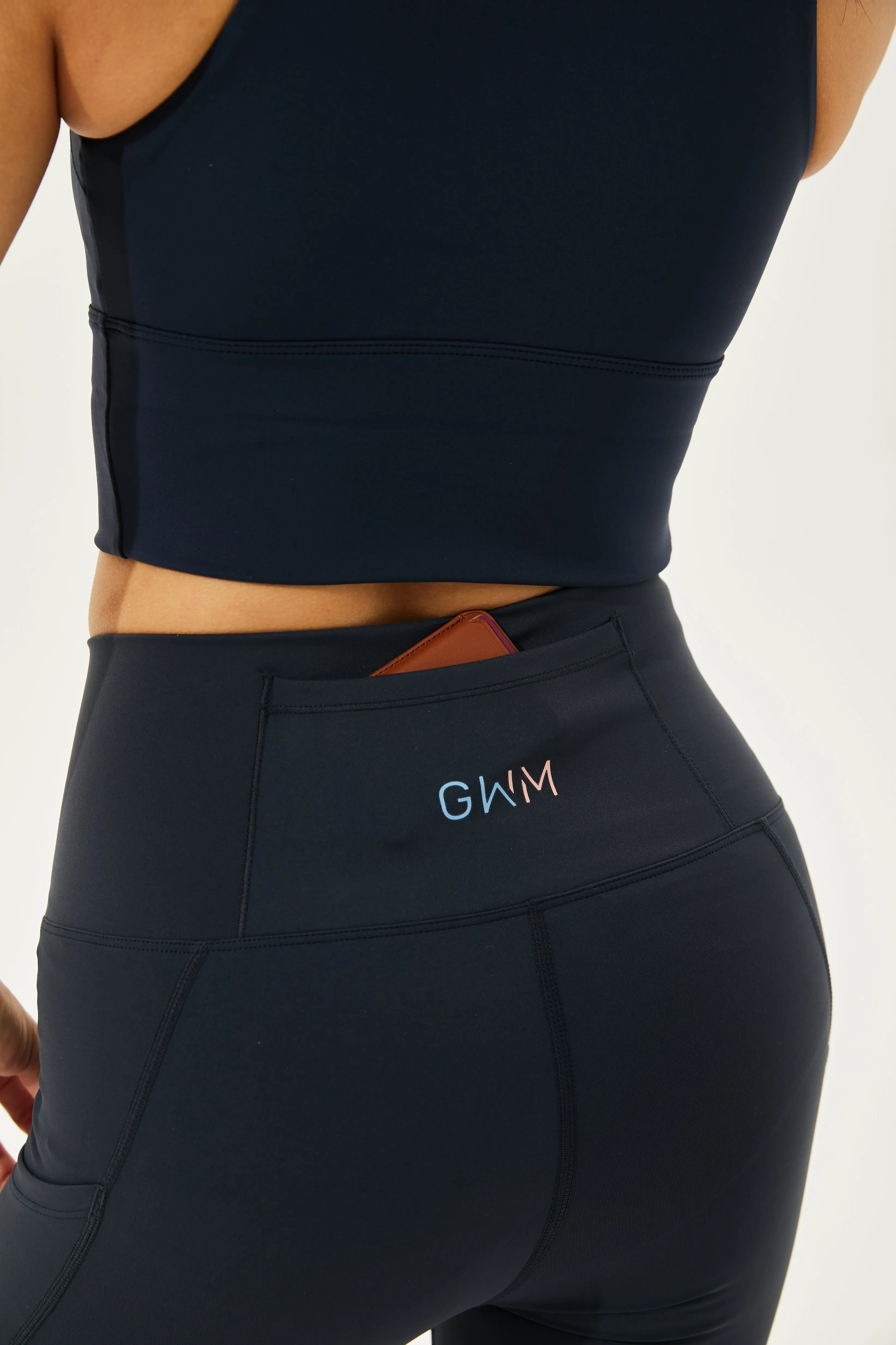 Tangs Display - High-Waist 7/8 Buttery Soft & Cooling Camel-Toe Proof Courage Leggings With 3 Pockets