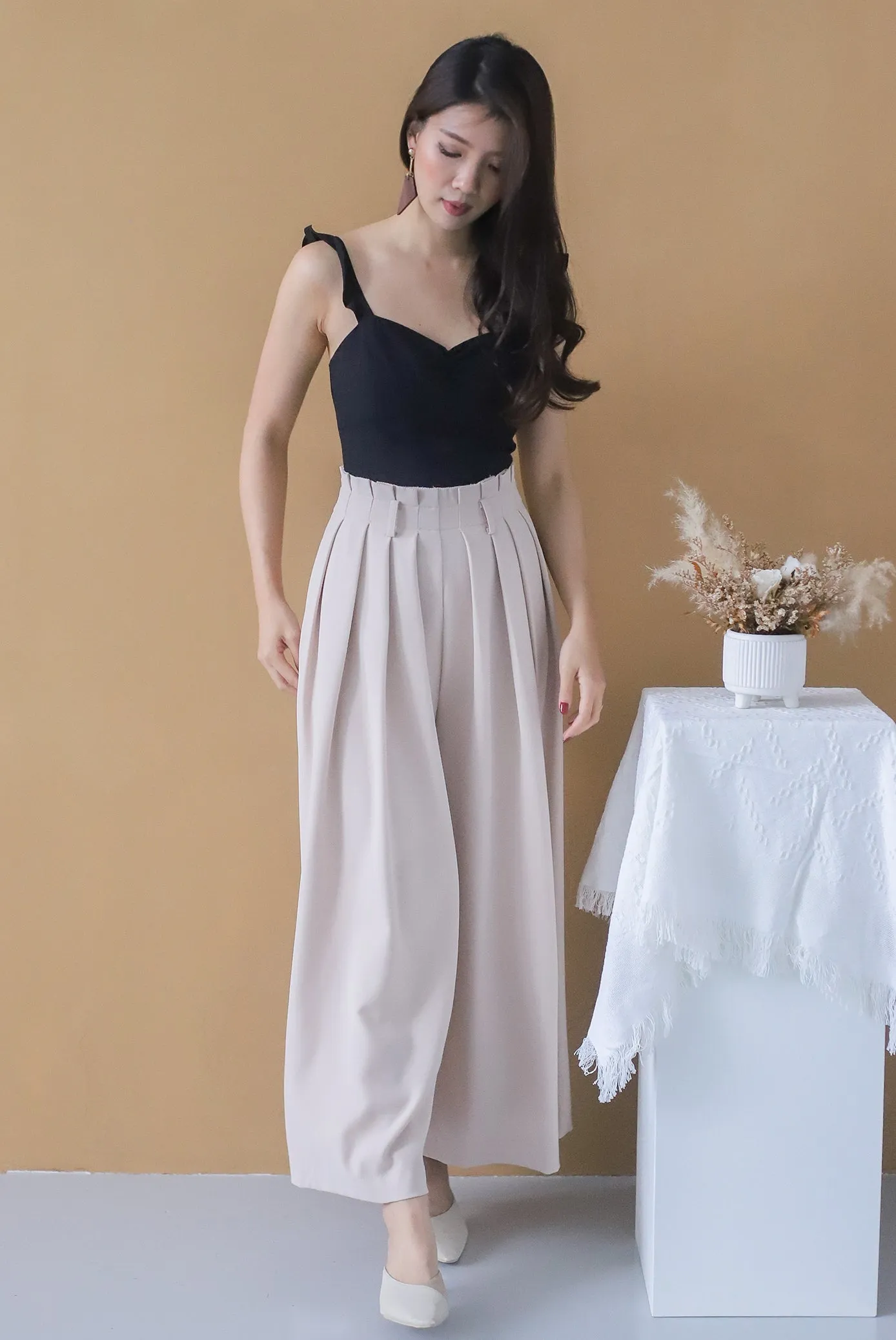 TDC Viorie Ruffle Strap Top In Black