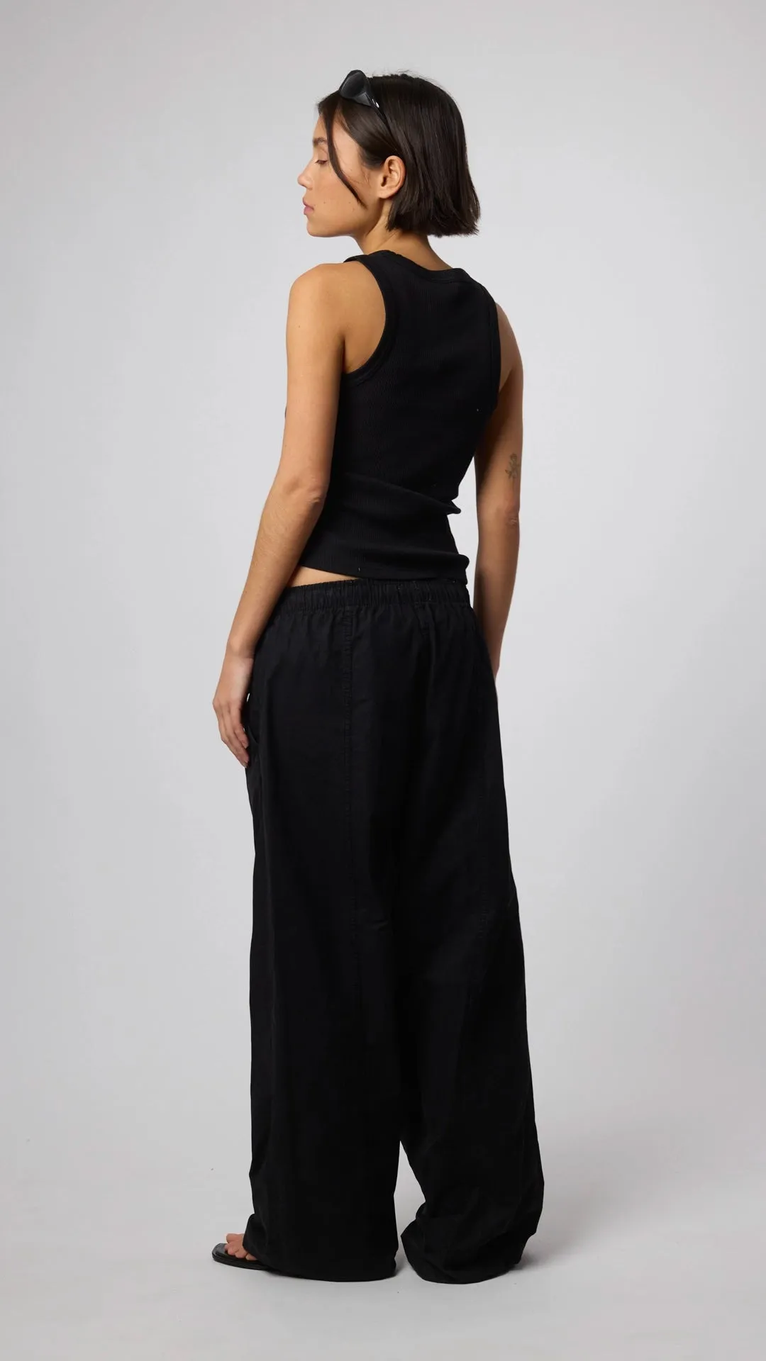 TOP TANK MUJER HEART NEGRO