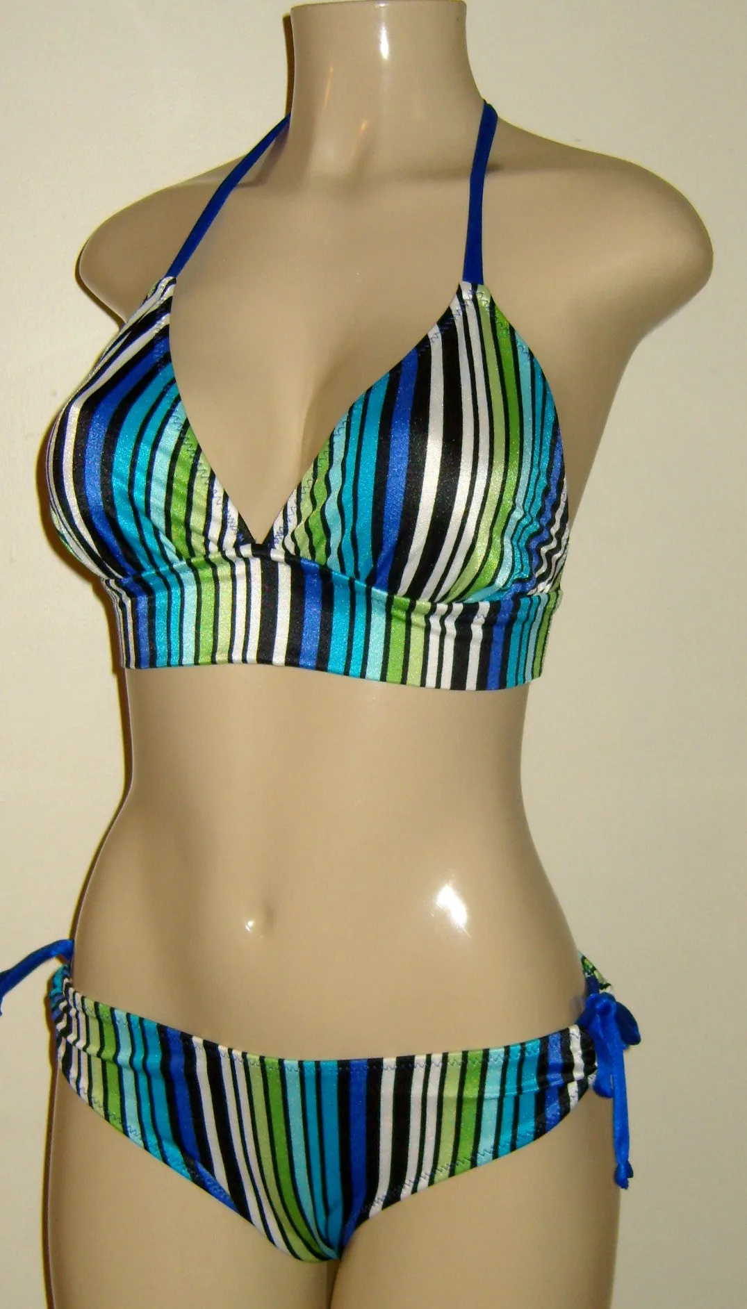 Triangle halter bikini top | Hipster bikini bottom