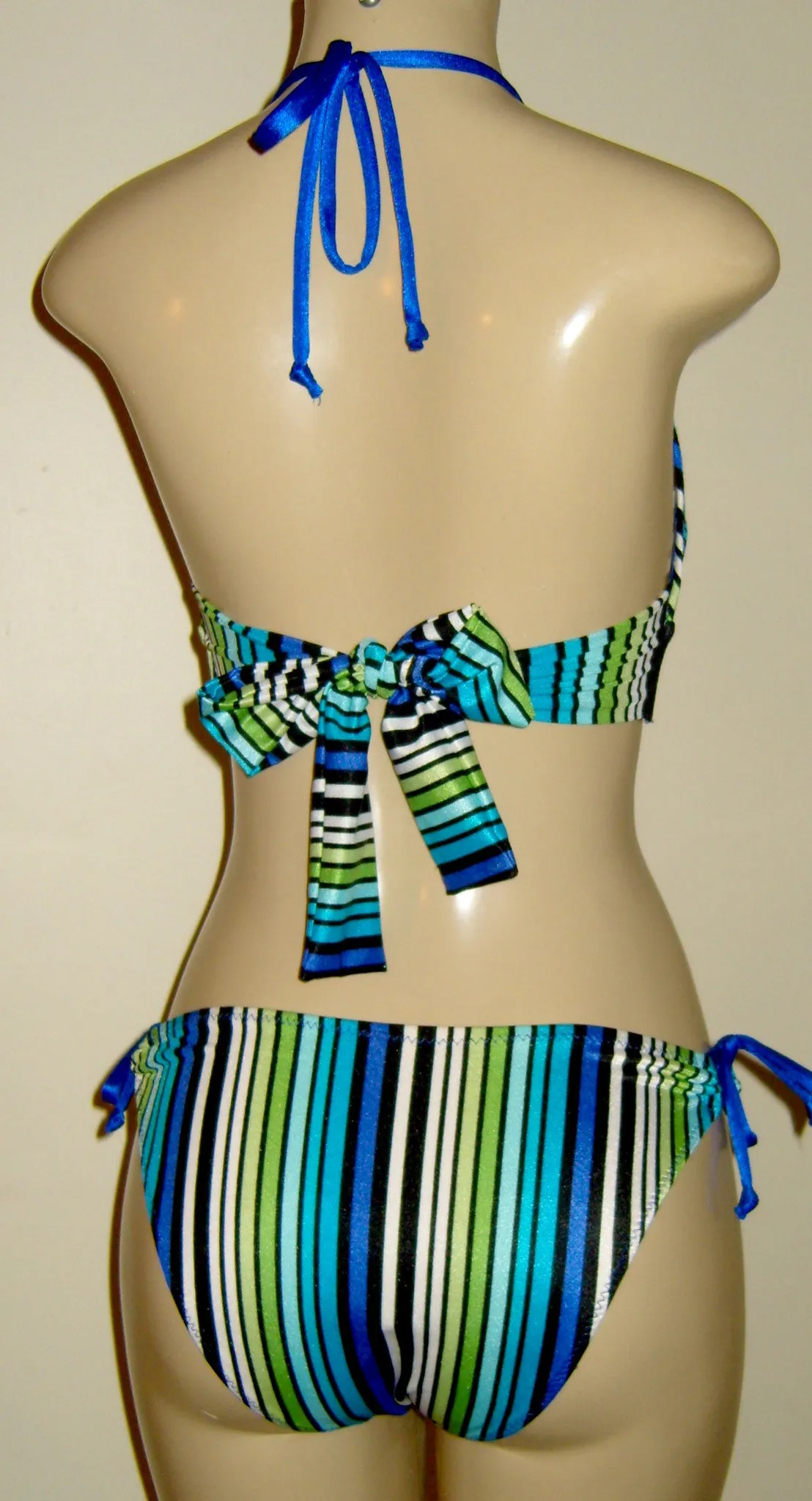 Triangle halter bikini top | Hipster bikini bottom