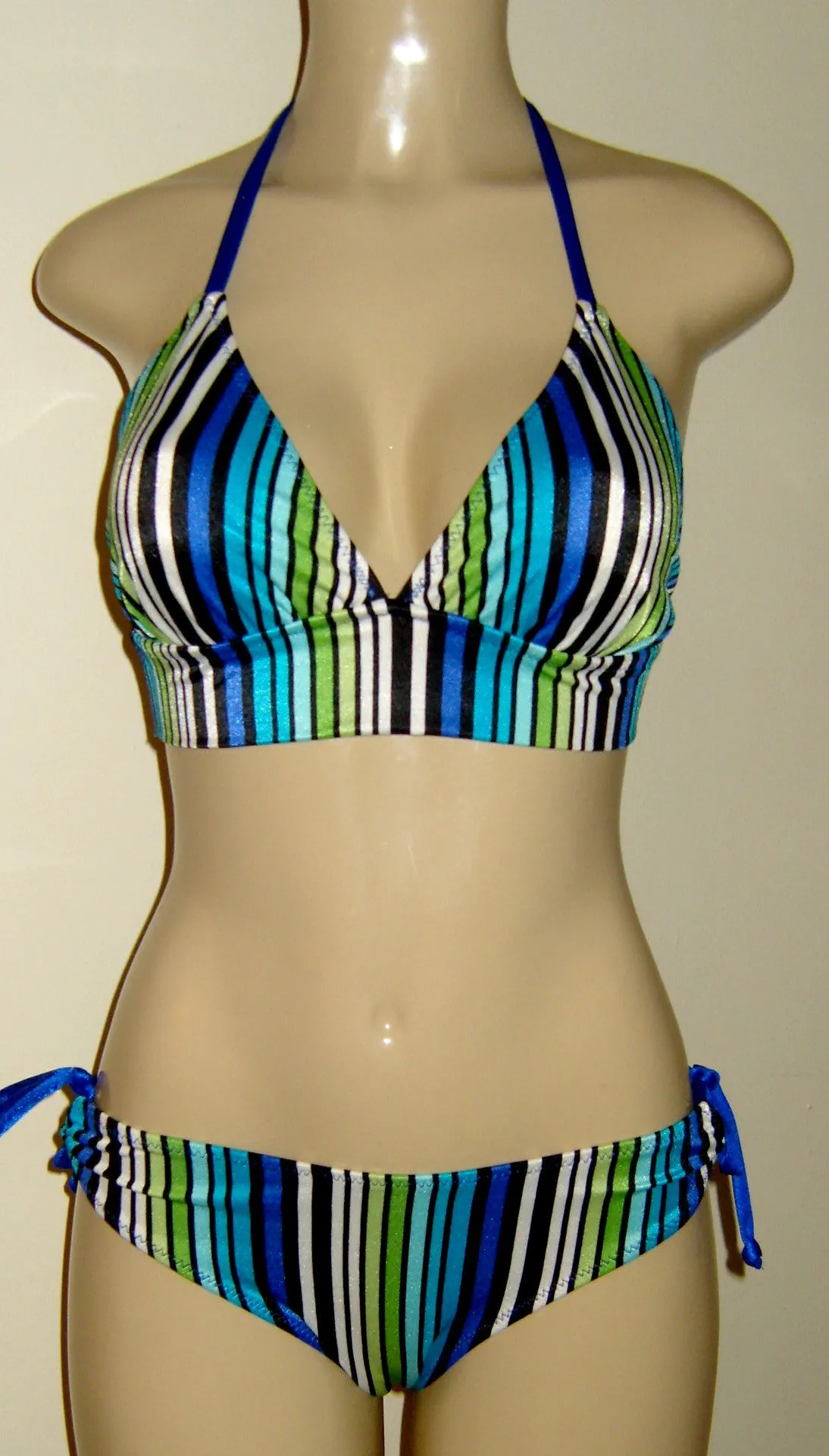 Triangle halter bikini top | Hipster bikini bottom