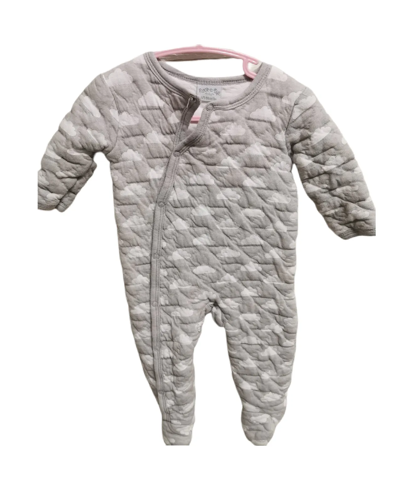 UNISEX SIZE 6/9 MONTHS - ROCK-A-BYE BABY, Soft & Cozy Quilted One-piece EUC B33