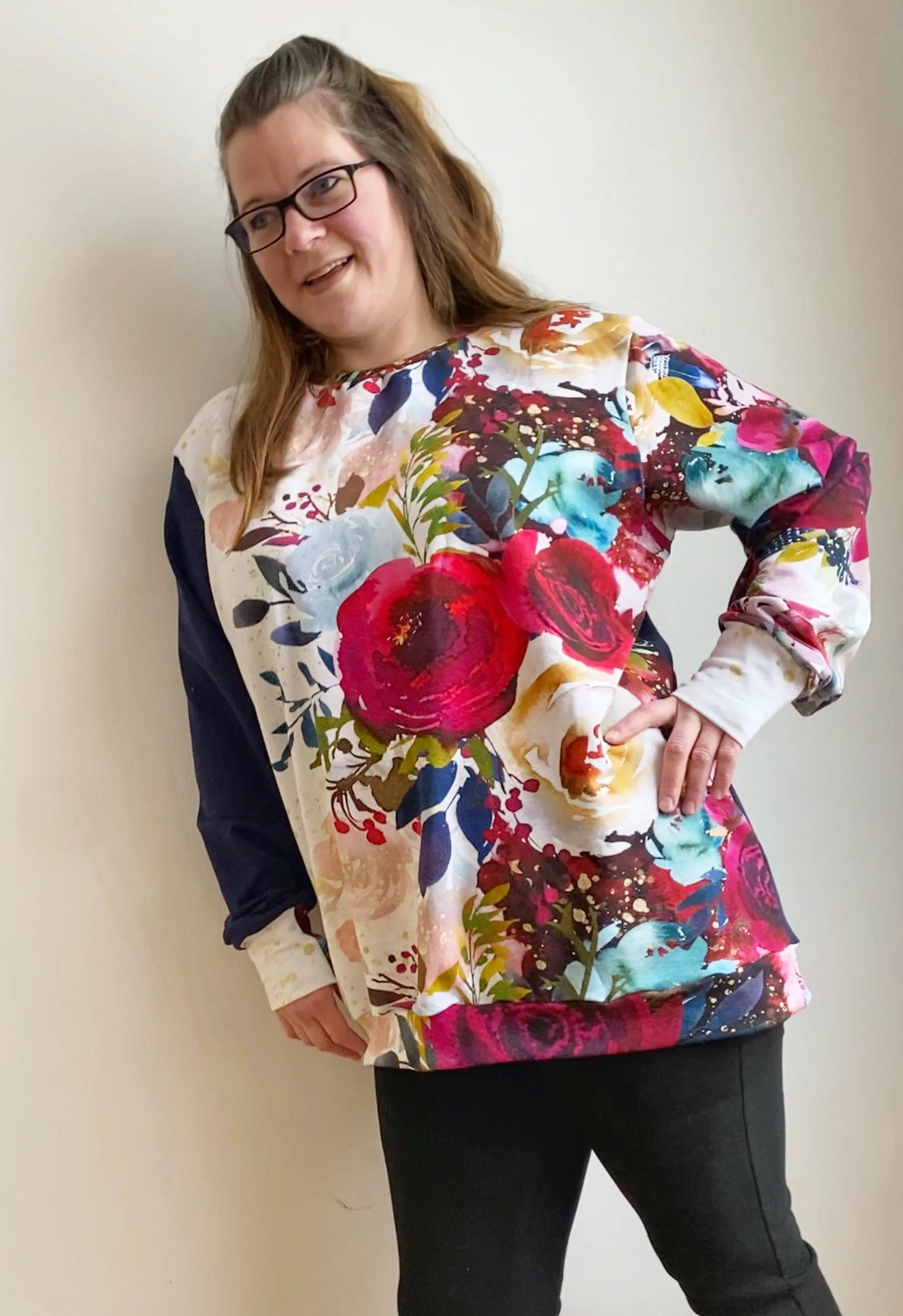 Winter Floral White DOUBLE BORDER PRINT -  Mega Blooms - 1/2 Metre